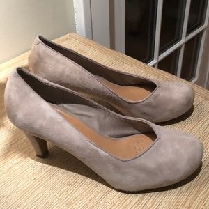 Clarks Pumps, Beige, Suede